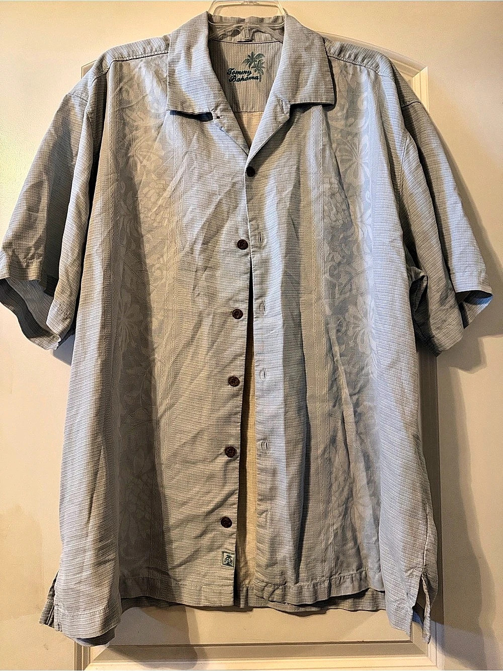 Tommy Bahama Men's Striped Button Down Shirt in Gray Like New